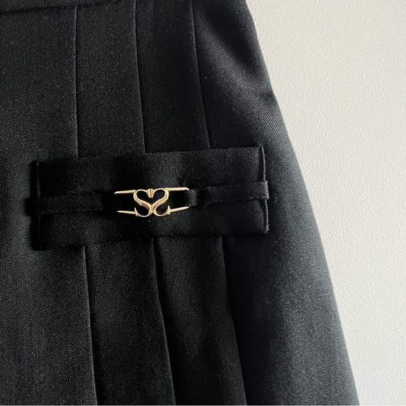 Sandro pleated mini skirt - Picture 3 of 9